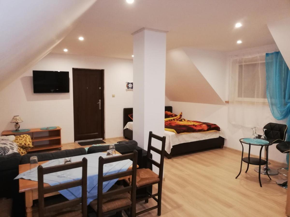 Kaszubska Dolina Pieciu Stawow Villa เยียเล ภายนอก รูปภาพ
